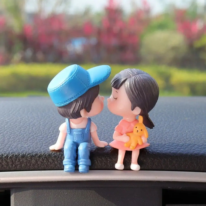 Home Decor Car Ornaments Creative Cartoon Couples Resin Kiss Figure - Carmodza.com